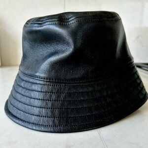 Aritzia Babaton Faux Leather Bucket Hat